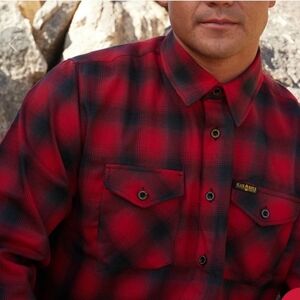 Dixxon Flannel Rifle Coffee‎ Fireside Plaid Button Up LS Red Black Mens Small